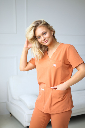 Komplet Medyczny Damski Scrubs Luxe Słony Karmel